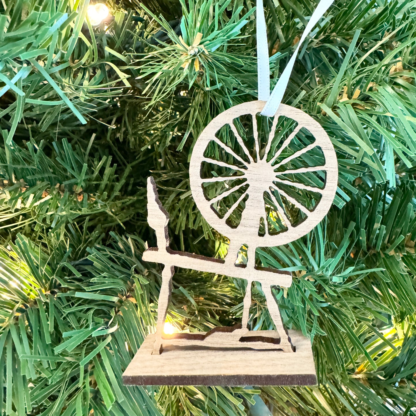Spinning Wheel Ornament and Display / Sleeping Beauty Theme