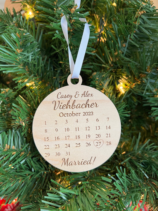 Personalized Wedding Calendar Married Ornament