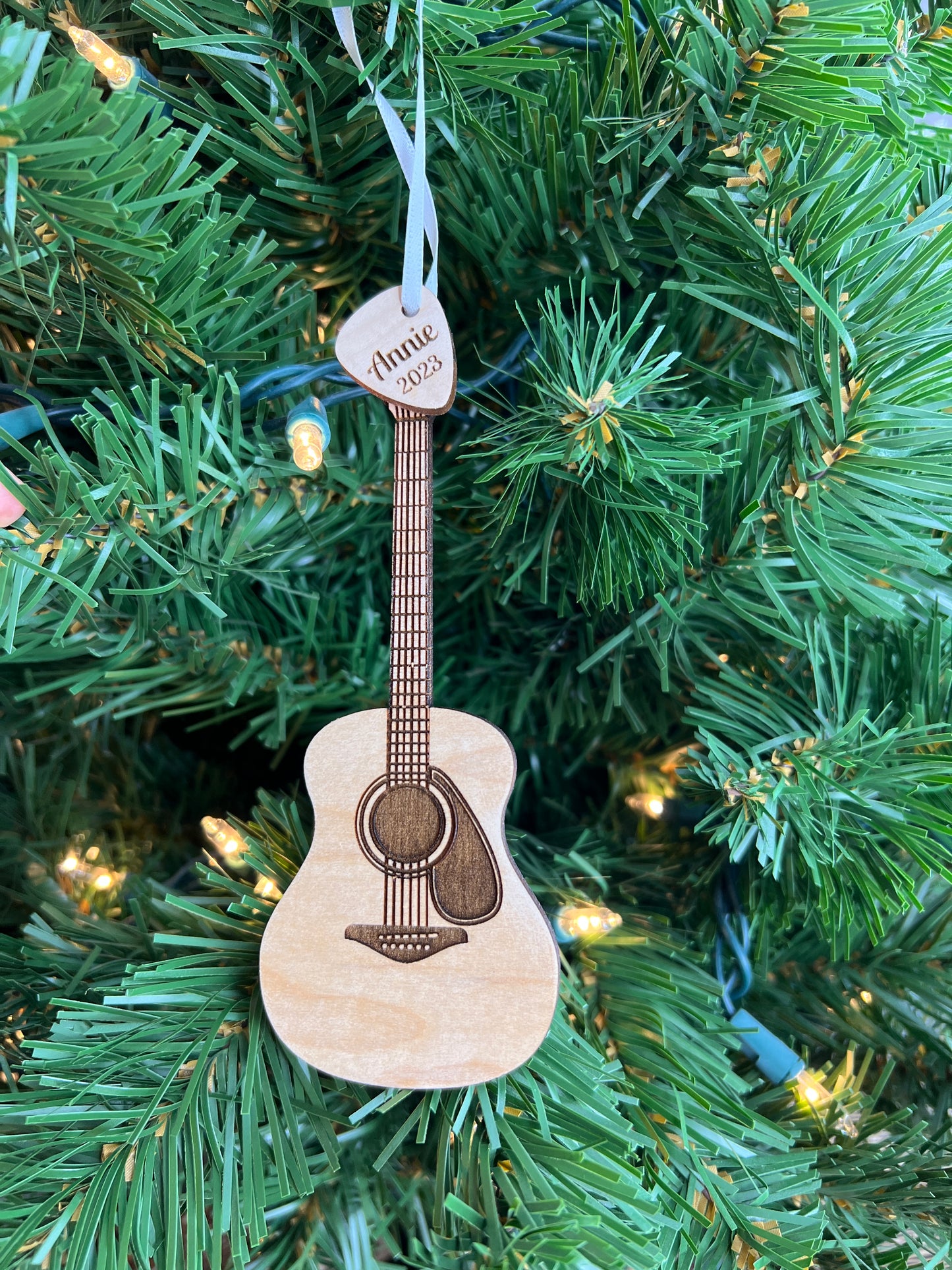 Acoustic Guitar Ornament with Personalized Pick